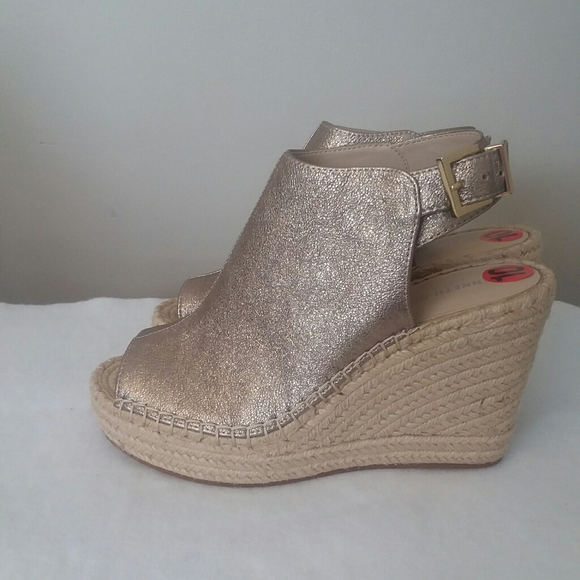 New! Kenneth Cole champagne Espadrille shoes - Picture 4 of 6